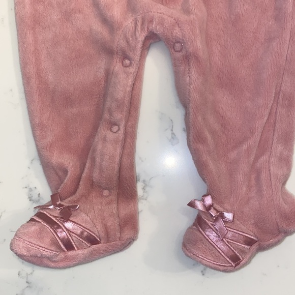 First Impressions Velour Footie - Picture 3 of 4